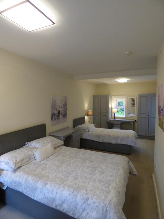 The Convent Bed & Breakfast Лийнан Екстериор снимка